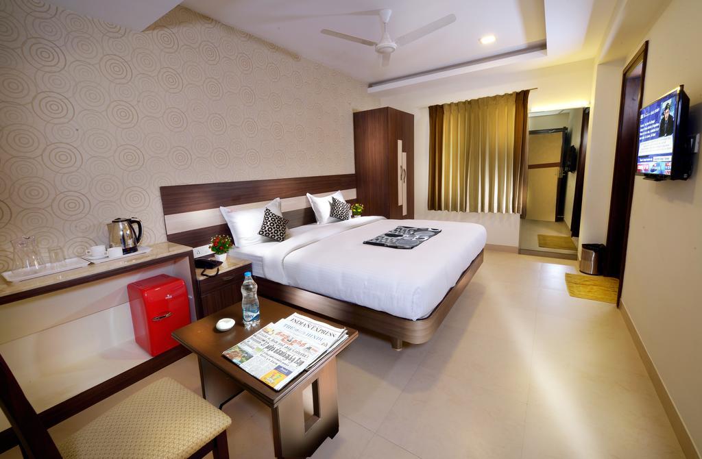 Hotel The Fortune Κοϊμπατόρε Δωμάτιο φωτογραφία